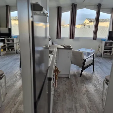 Κάμπινγκ Dans Le Vent